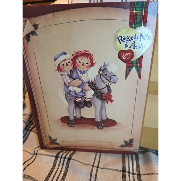 Vintage Raggedy Ann & Andy Book Shaped Wooden Storage Box Decoration - Picture 4 of 15